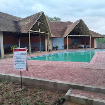 Nkanga Hotel Kasane Kültér fotó