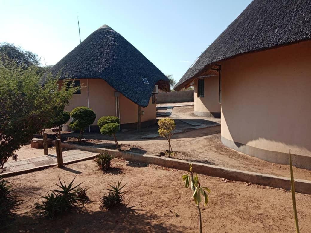 Nkanga Hotel Kasane Kültér fotó