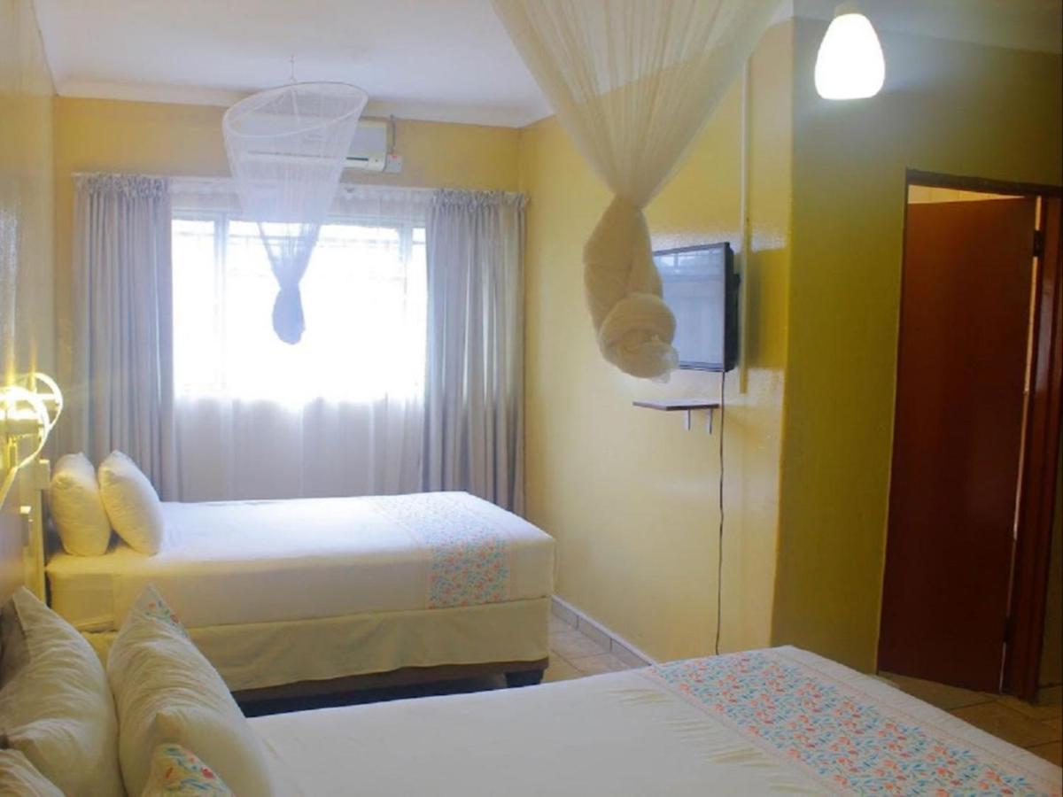 Nkanga Hotel Kasane Kültér fotó