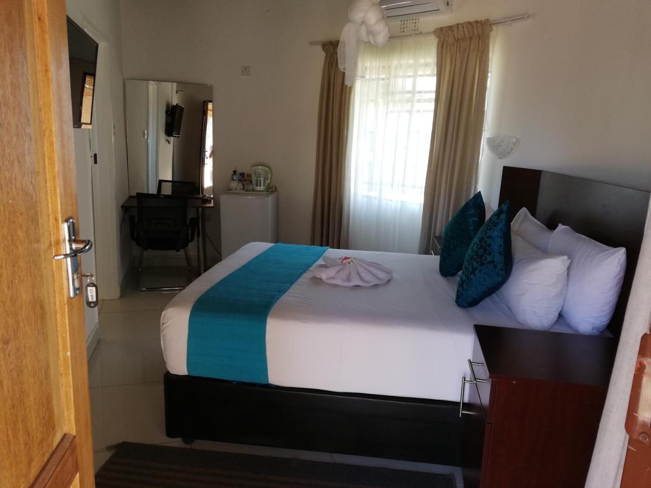Nkanga Hotel Kasane Kültér fotó