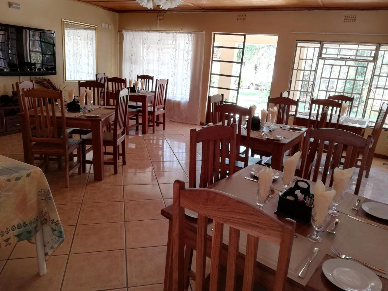 Nkanga Hotel Kasane Kültér fotó