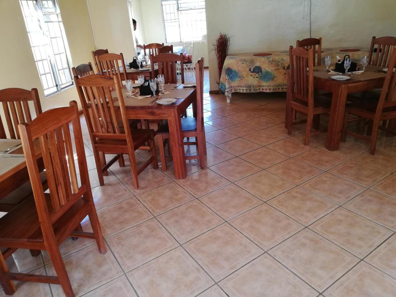 Nkanga Hotel Kasane Kültér fotó